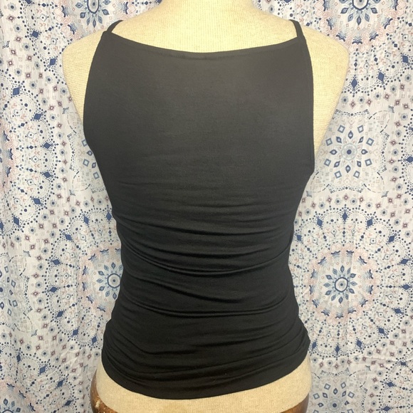 Black top 🖤 - Picture 5 of 5